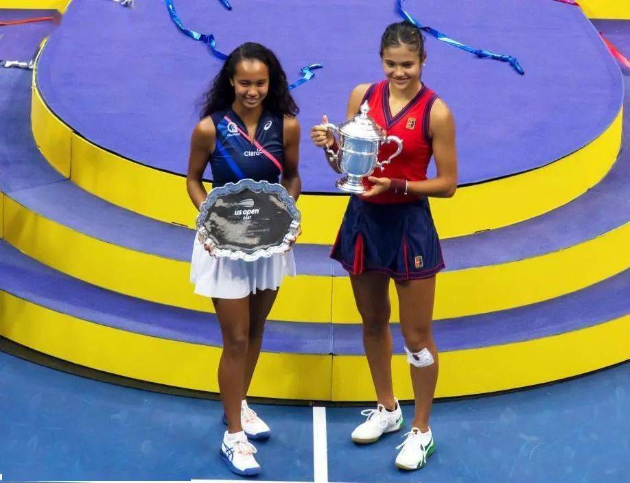 小个阵容 小个阵容